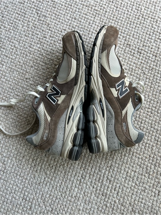 New Balance 2002R suede sneakers main image 4